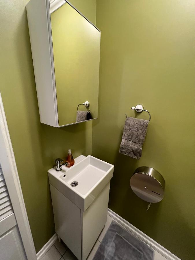 Private La Bedroom W Private Half-Bathroom - Ac - Wifi - Private Fridge -Smart Tv Los Angeles Luaran gambar