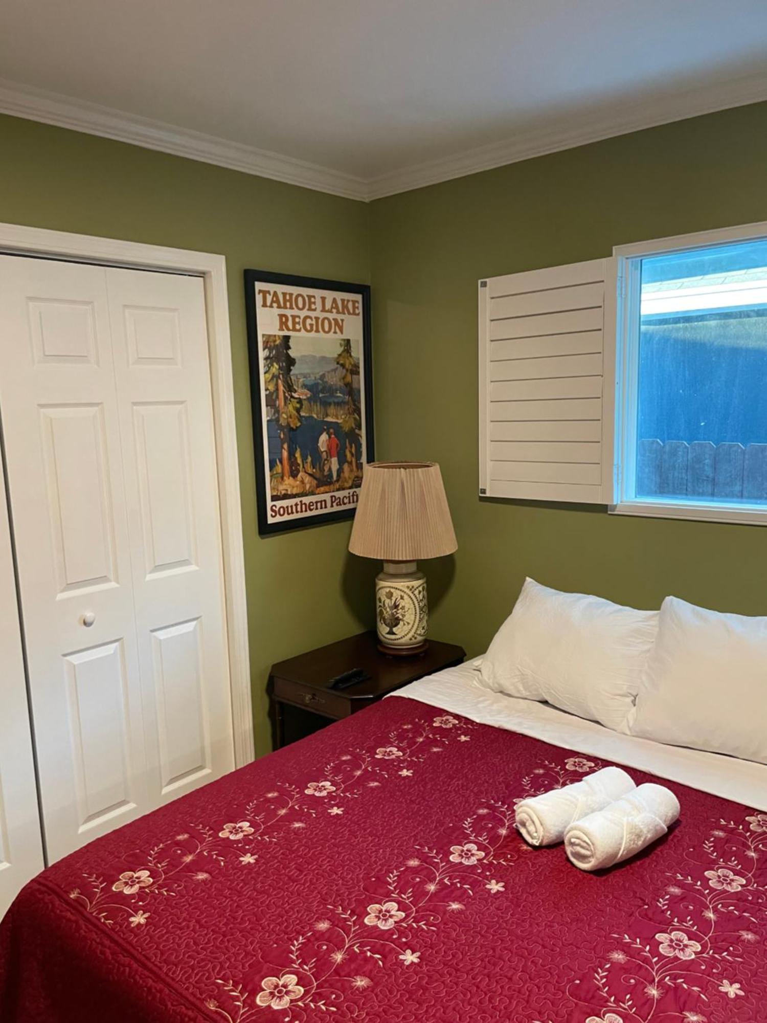 Private La Bedroom W Private Half-Bathroom - Ac - Wifi - Private Fridge -Smart Tv Los Angeles Luaran gambar