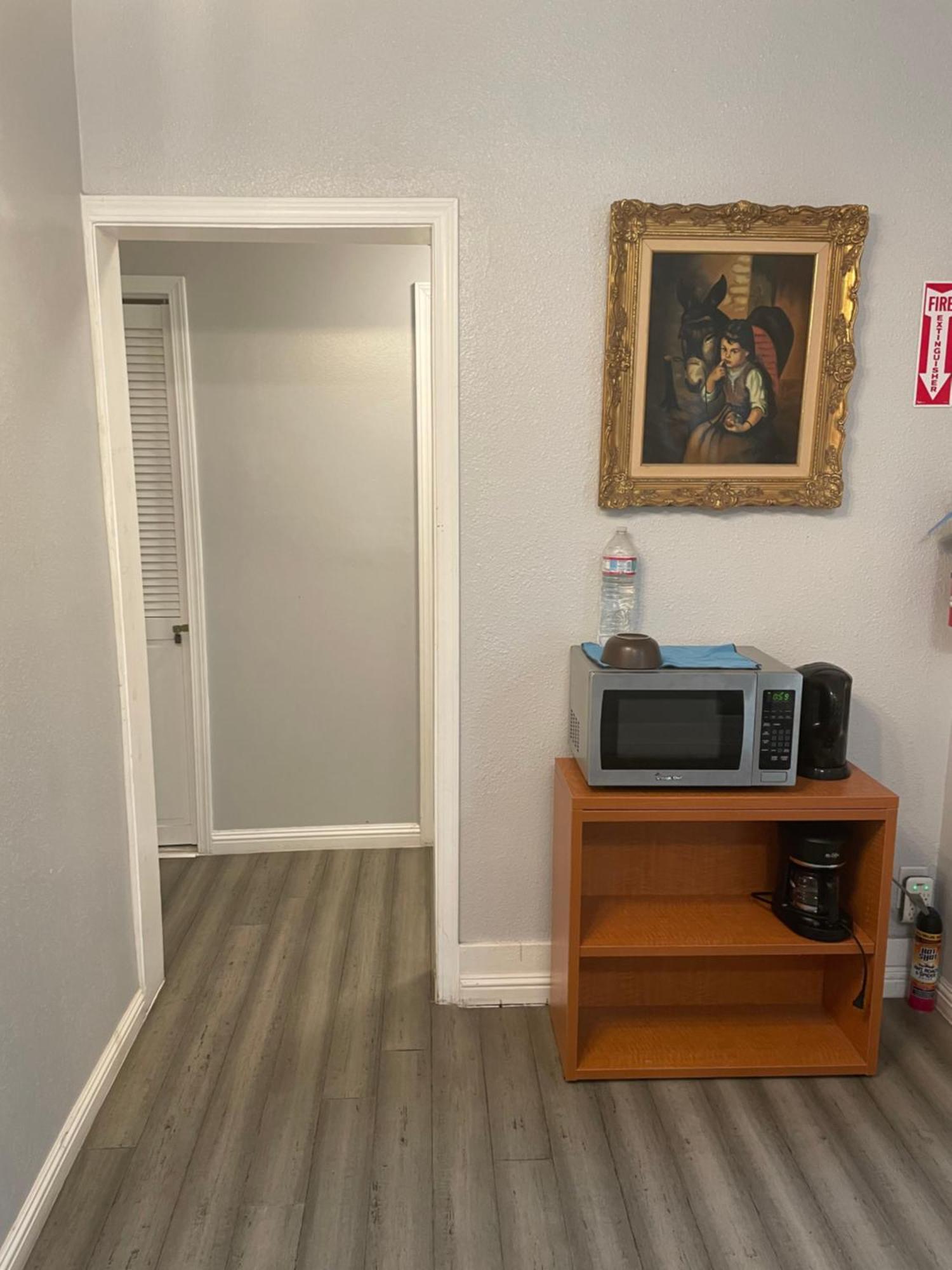 Private La Bedroom W Private Half-Bathroom - Ac - Wifi - Private Fridge -Smart Tv Los Angeles Luaran gambar